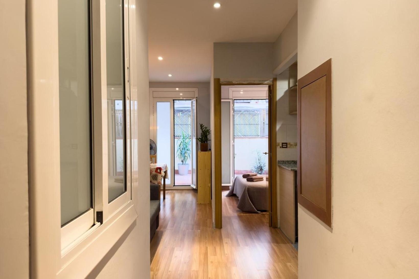 Fuer 3 Personen Ca 38 Qm In Barcelona-gracia, Costa Brava Costa Del Maresme Apartment