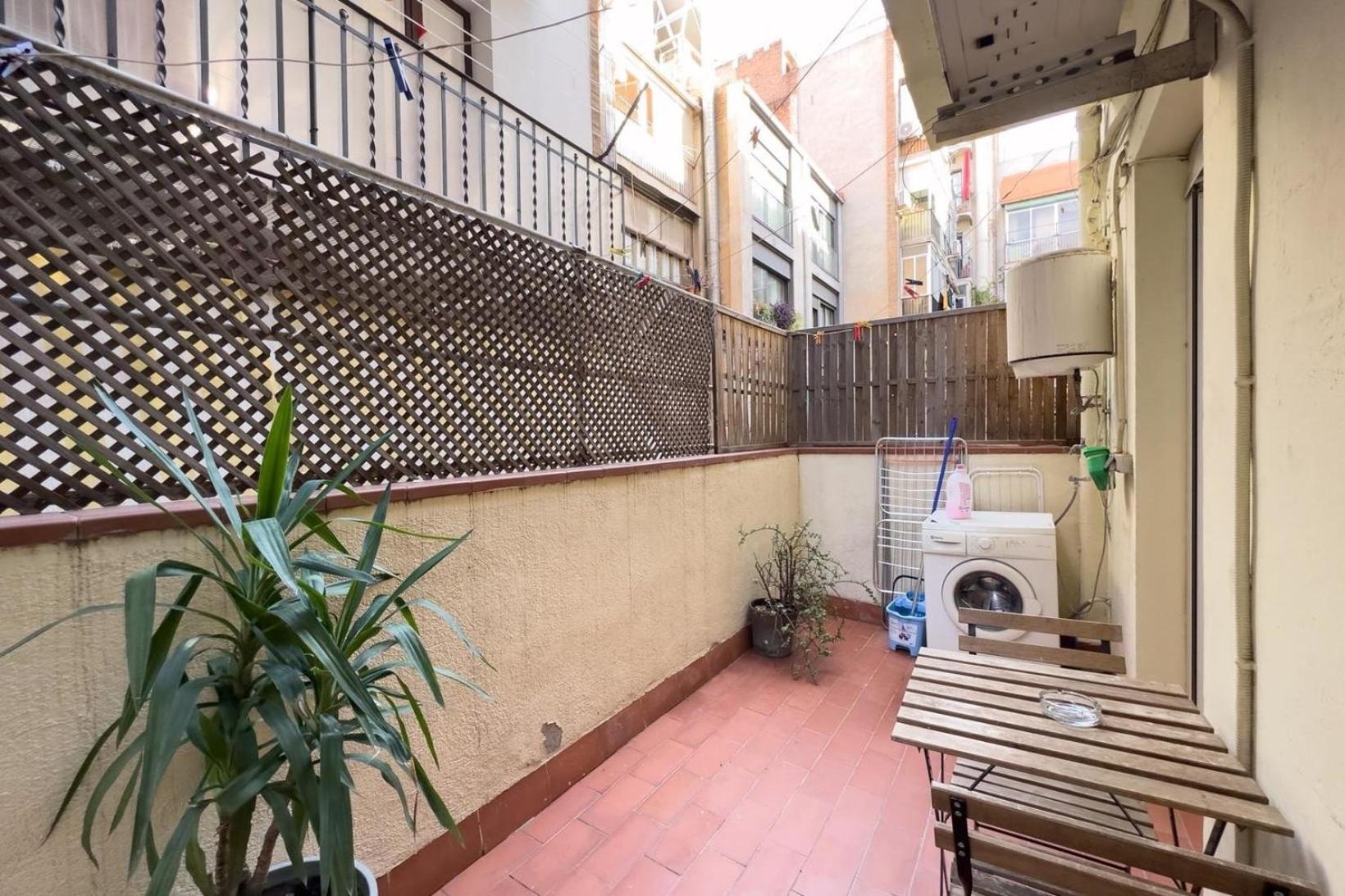 Apartment Fuer 3 Personen Ca 38 Qm In Barcelona-gracia, Costa Brava Costa Del Maresme Barcelona